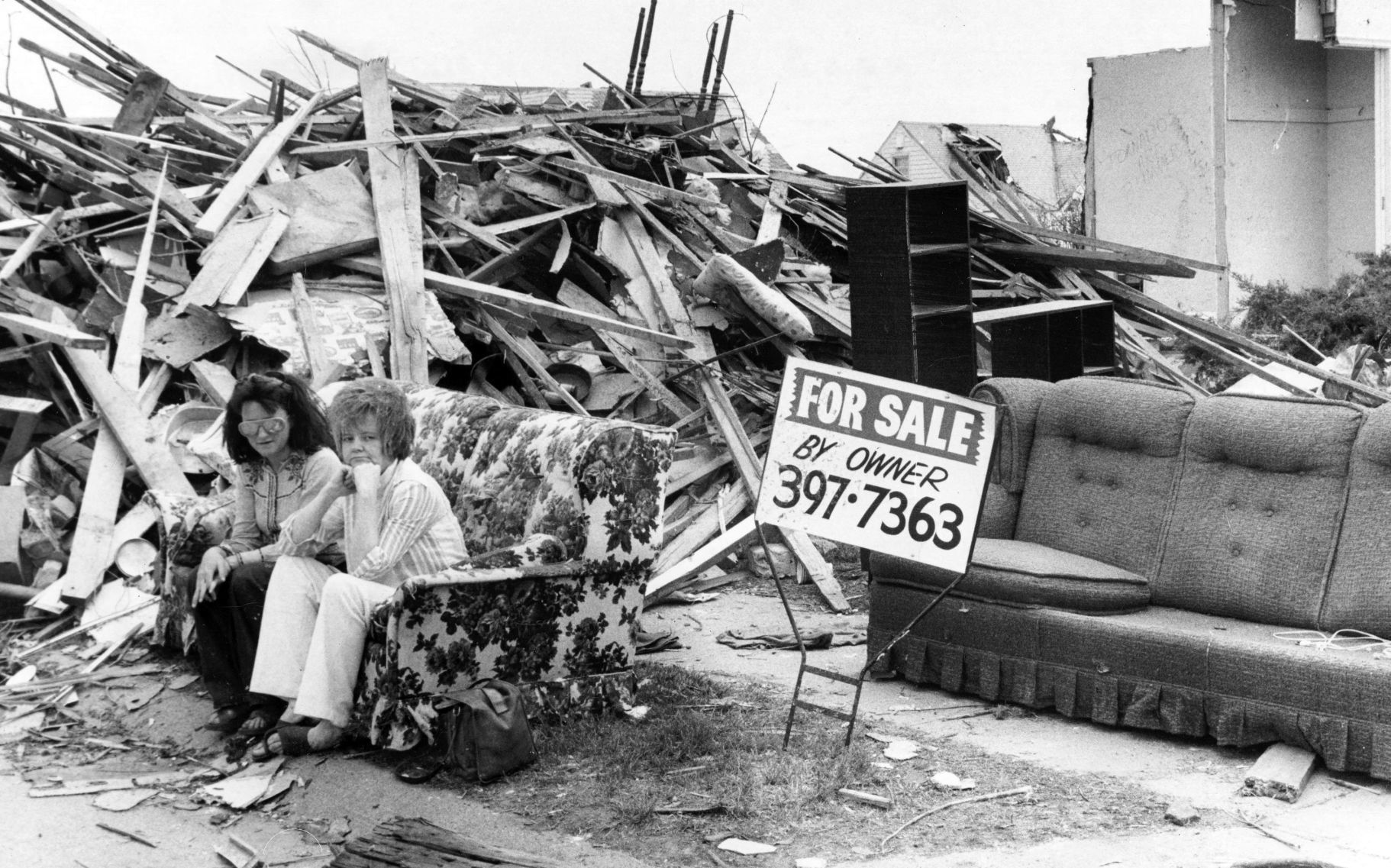 1975Tornado023